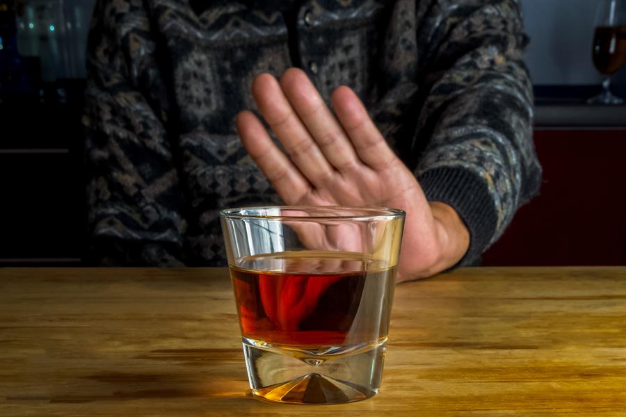 Est-il temps d'arrêter de boire? Comment l'alcool affecte votre santé
