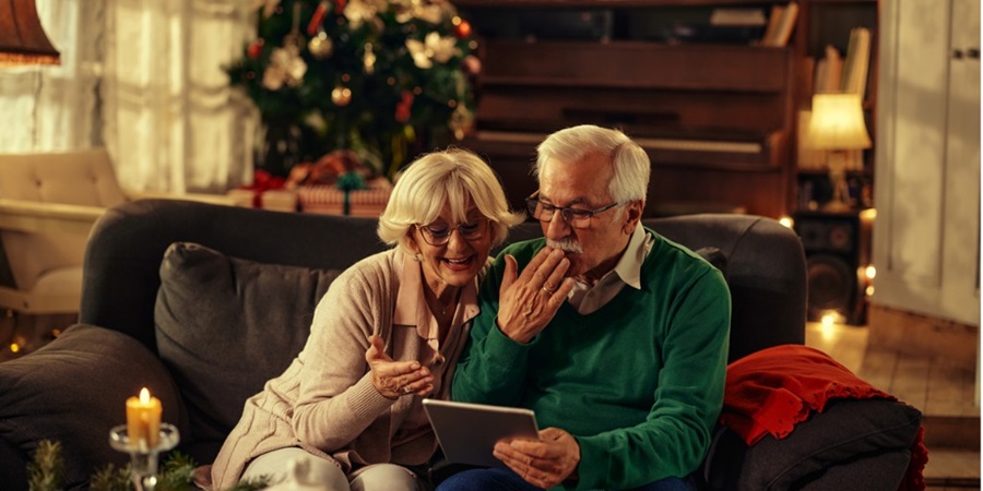 Maintenir les contacts : utiliser la technologie pour rester connecté pendant les Fêtes